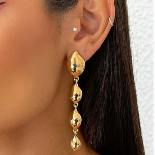 Brinco Camadas Em Gotas Dourado