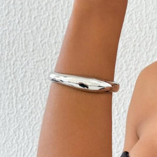 Pulseira Bracelete Folheado Tubo Liso