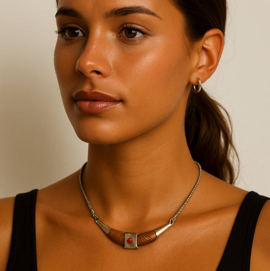 Colar Chocker Indiano Madeira Osso Pedra Prateado