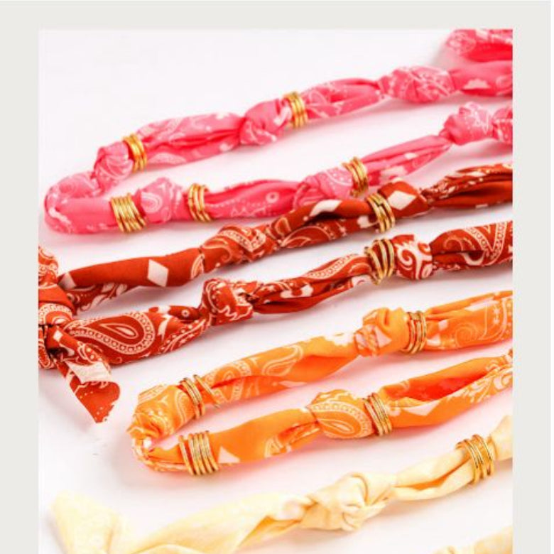 Colar Bandana com Argolinhas