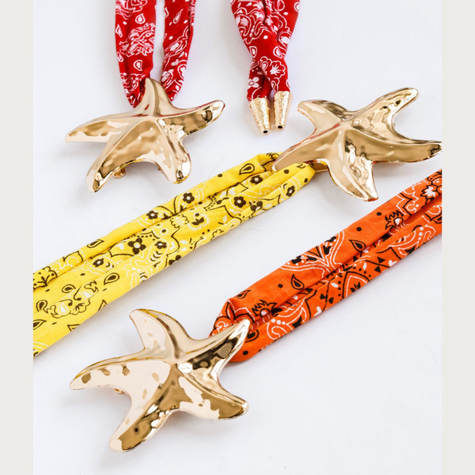 Colar Tecido Bandana Estrela Dourada