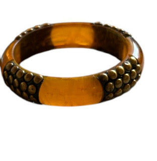 Pulseira Bracelete Indiana Resina com Tachinhas