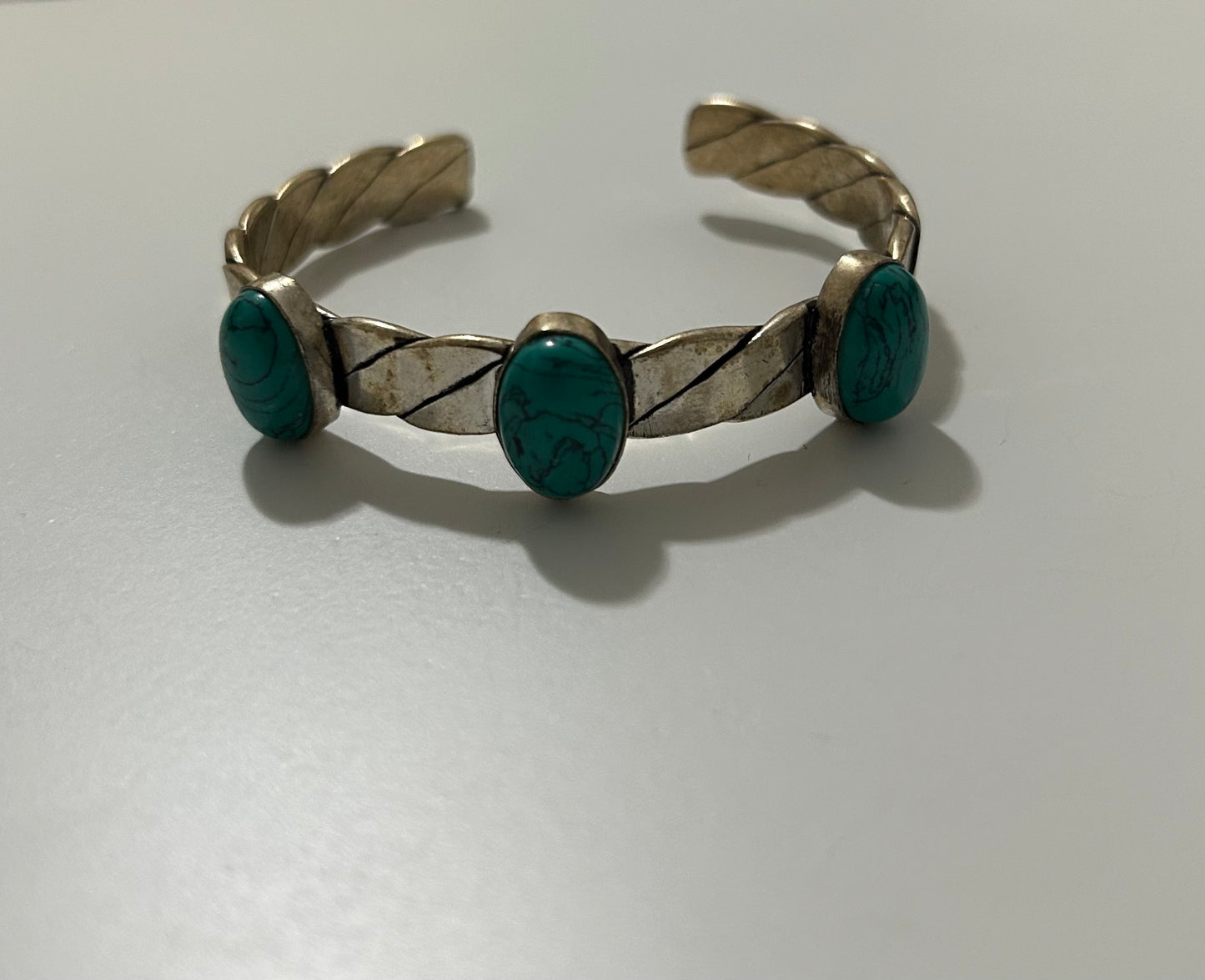 Pulseira Bracelete Indiano Prateado com Pedras