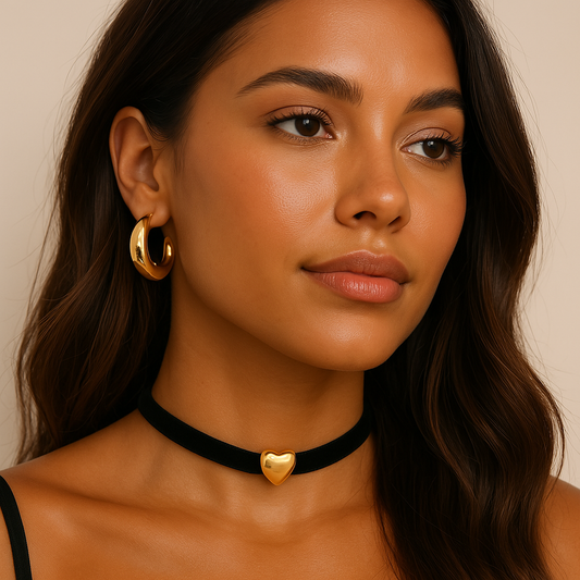 Colar Courinho Com Coração Dourado