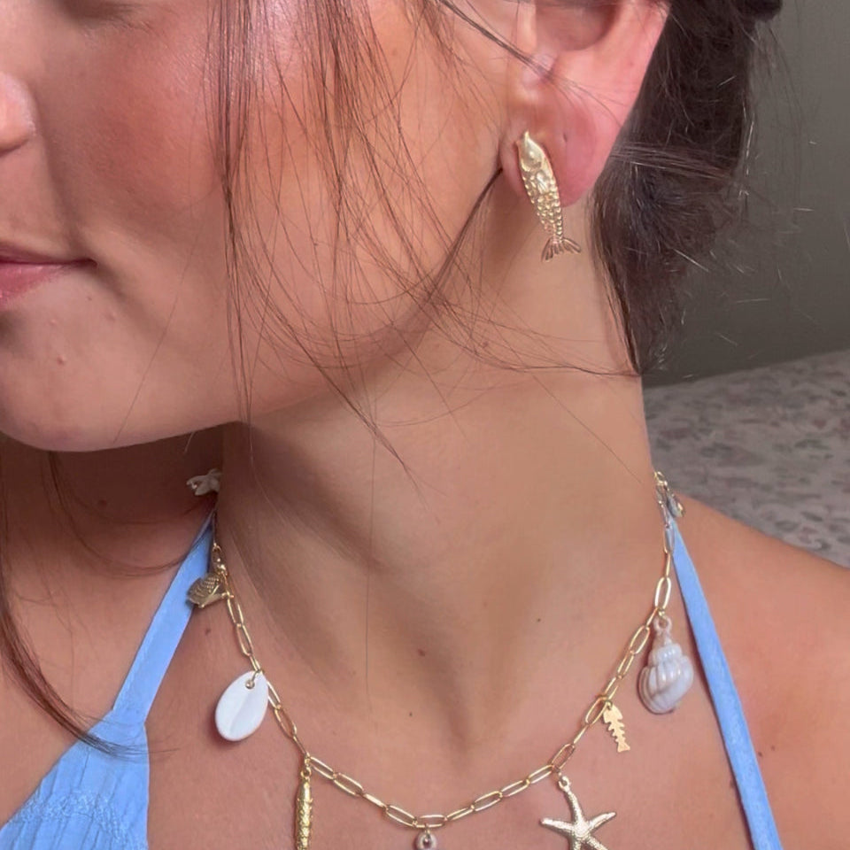 Brinco Peixe Dourado Minimalista