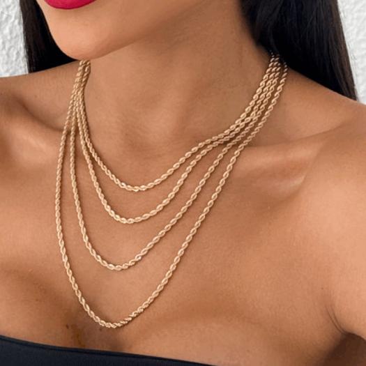 Colar Torcido em Camadas Dourado Folheado