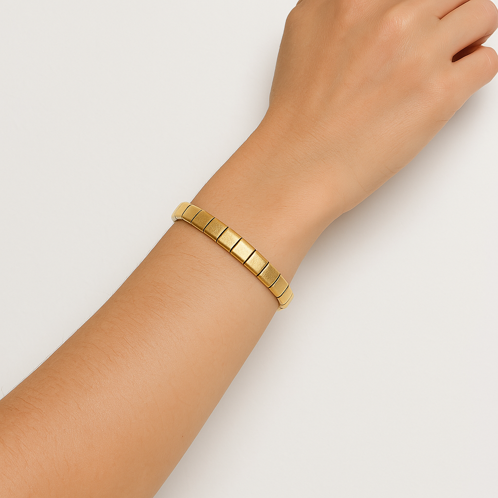 Pulseira Plaquinhas Ajustável
