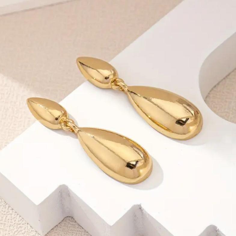 Brinco 2 Gotas Pendurado Folheado Dourado