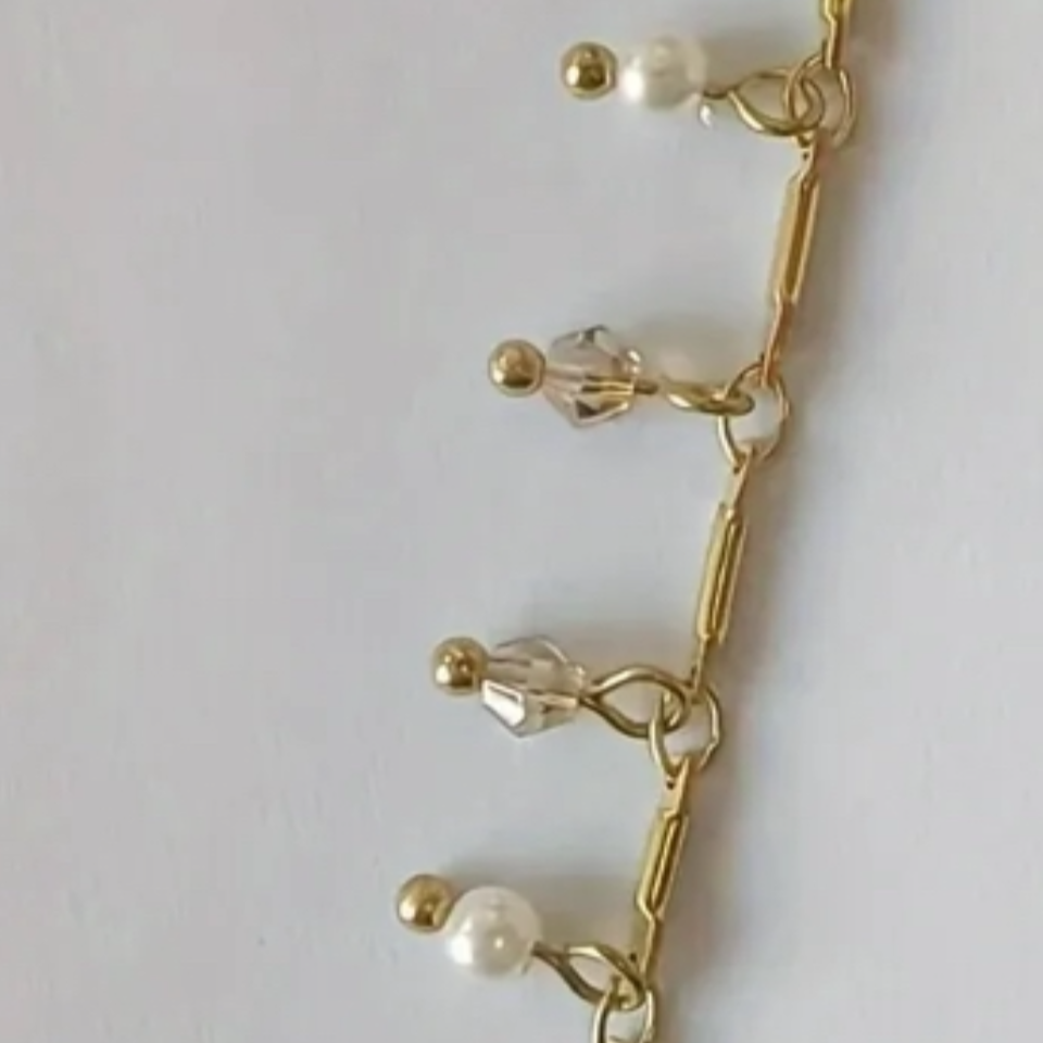 Colar Chockr Pérolas e pedras Penduradas Minimalistta