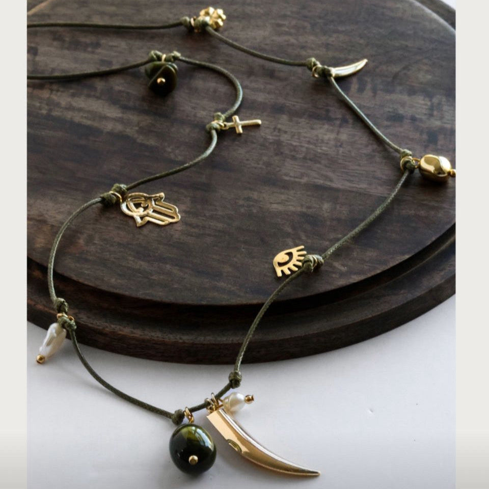 Colar Fio Comprido com Pingentes