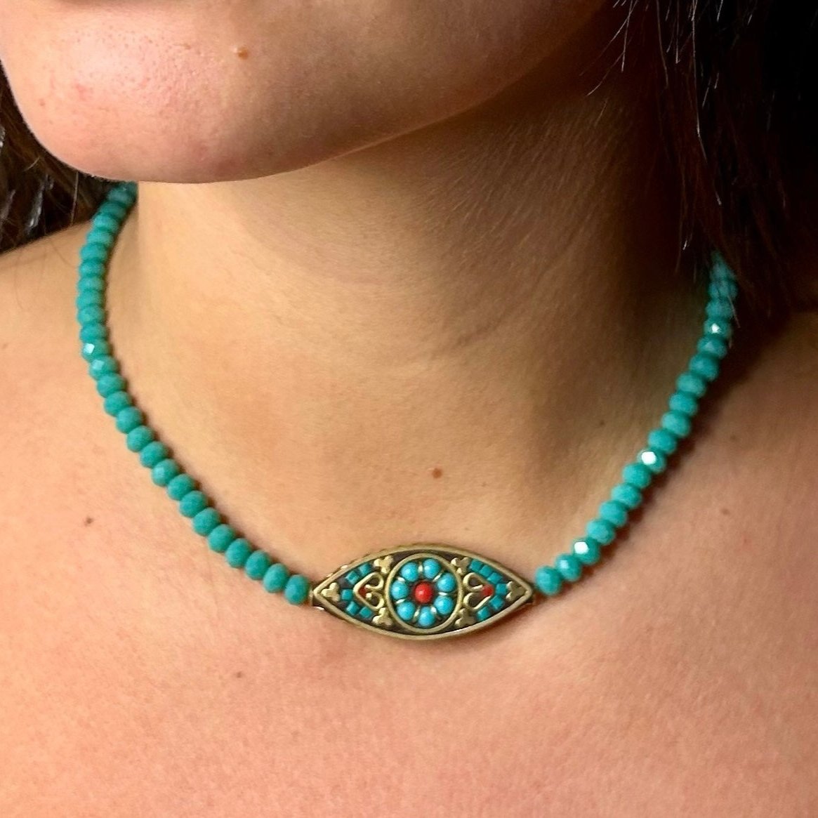 Colar Chocker Miçangas Com Pingente Marroquino