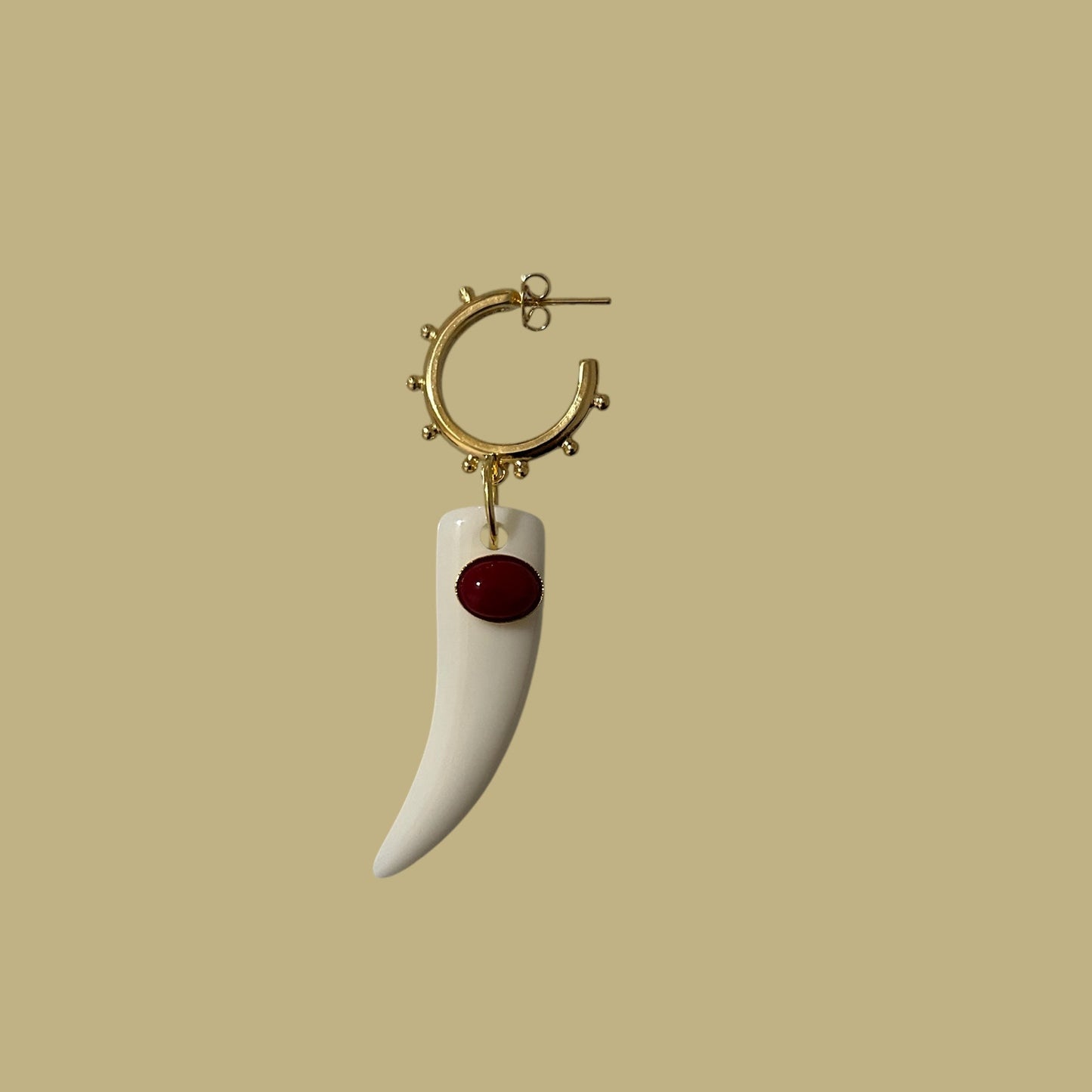 Brinco Argola Spike Com Dente e Predras