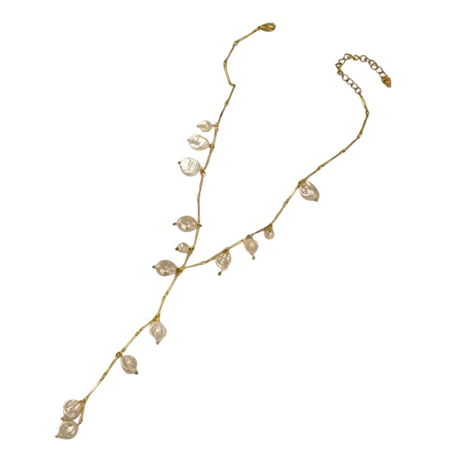 Colar Gravata com Pérolas Falsa Pendurada Dourado