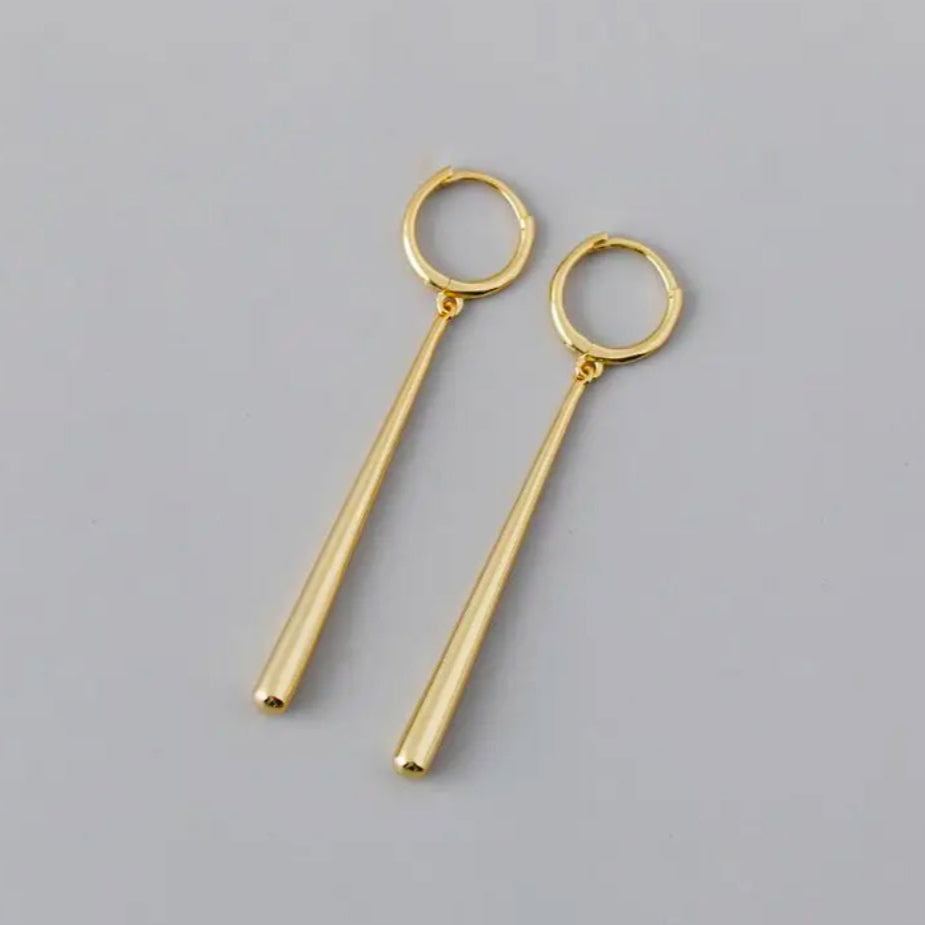 Brinco Argola com Design Geométrico Dourado