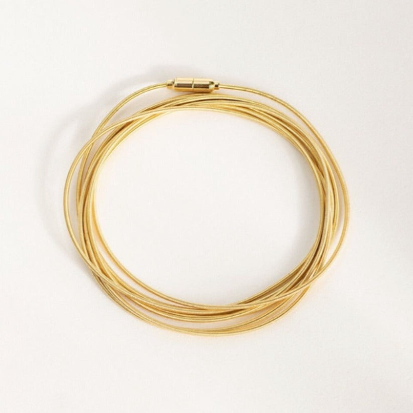 Pulseira Corda de Violão Várias Voltas Folheado