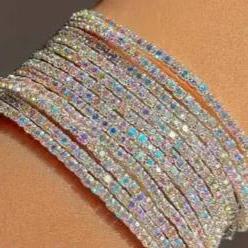 Pulseiras Kit Strass com Elástico Prateado com 12 fios