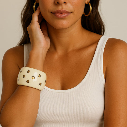 Pulseira Bracelete Indiano Resina  Branco Com Dourado